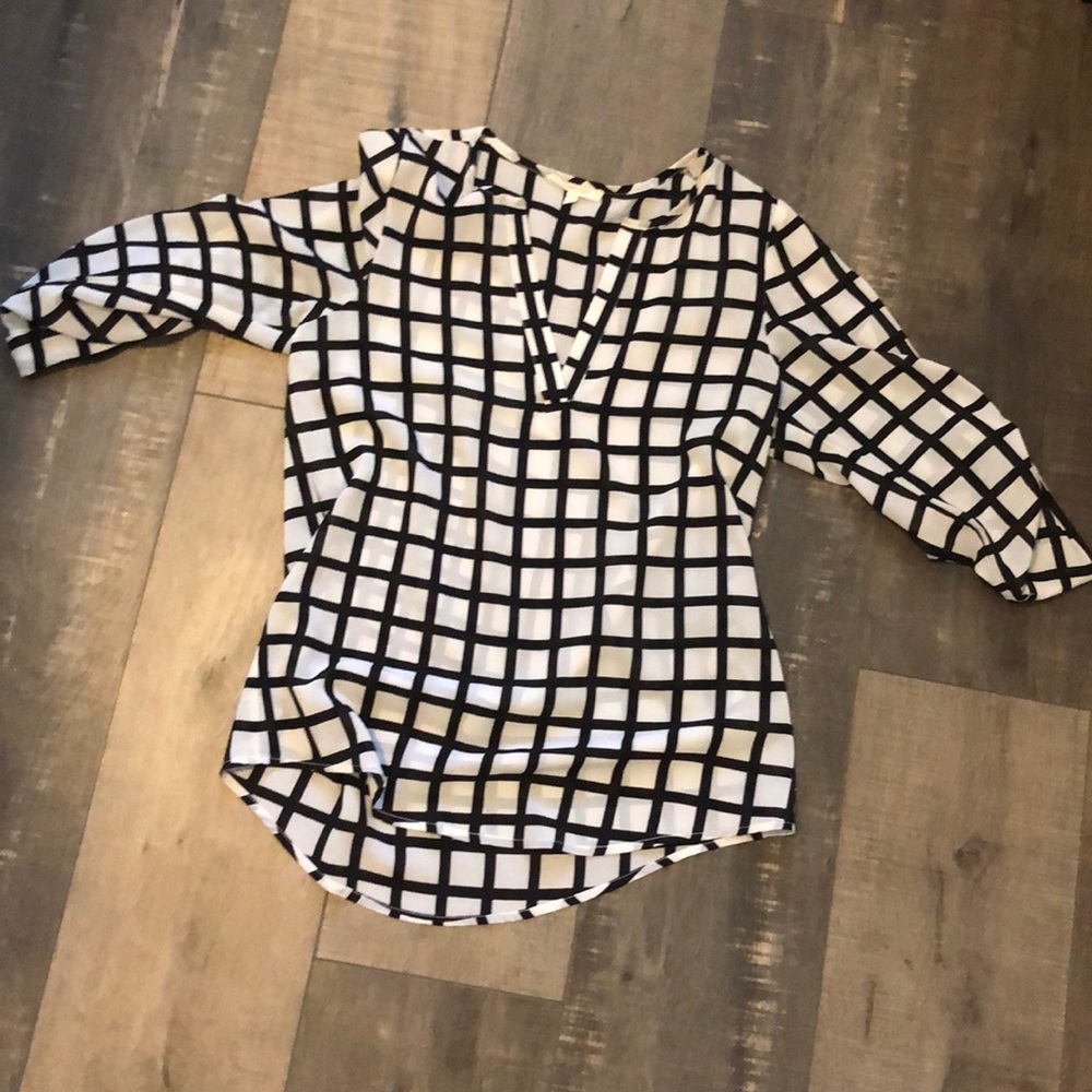 41 Hawthorn Black and White Blouse!
